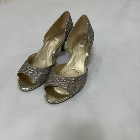 Bandolino Gold Sparkle Kitten Heel Pumps Peep Toe Women's 7.5 M Dress Shoes - Picture 12 of 14